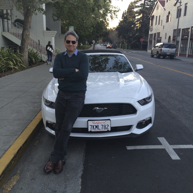 This is a rental car but it could very well be mine. I am an Avis Premier customer. There is a red counter just for me.